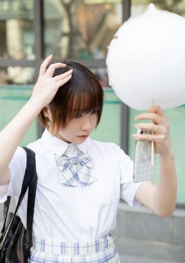 我的家庭女教师